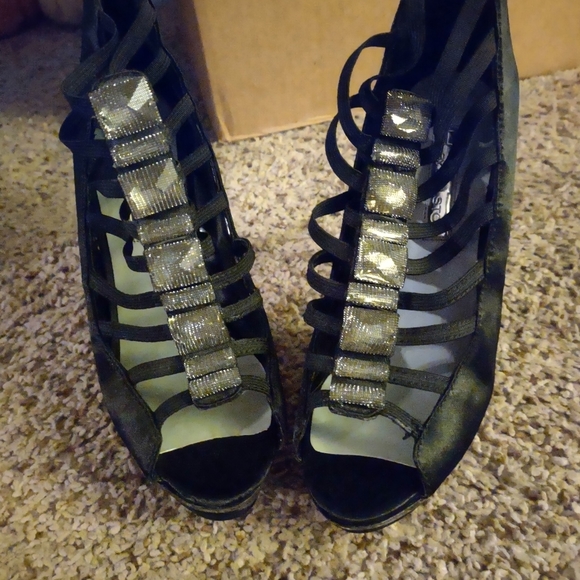 H by Halston heeled boots - Picture 1 of 4
